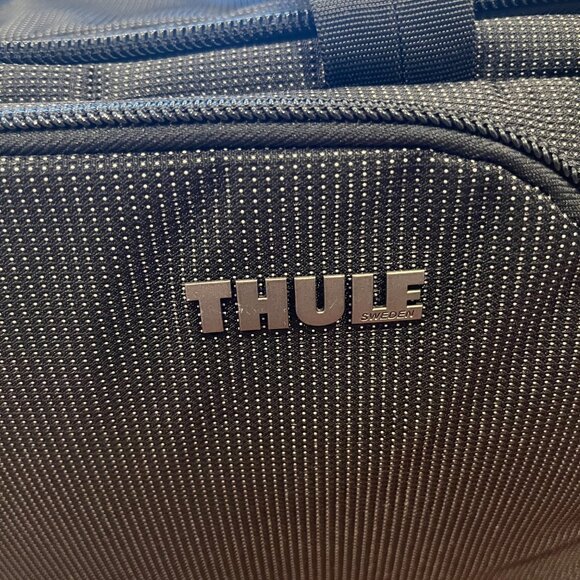 Thule Crossover Bag - Picture 5 of 11